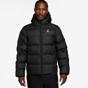 Jordan Men’s Puffer Jacket Black With Hood Small